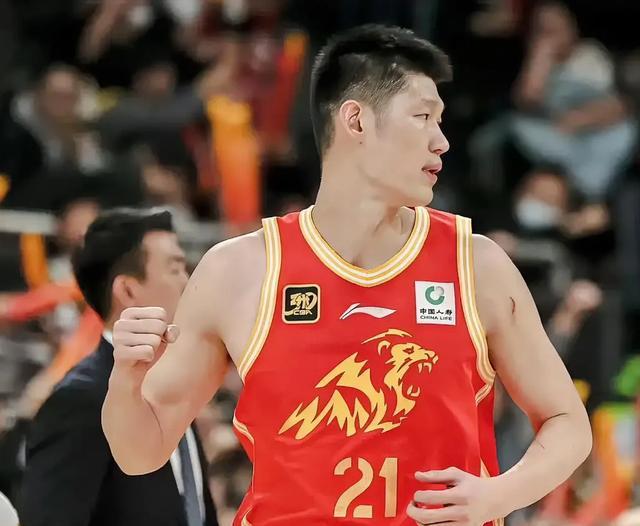 包含勒比锡红牛大胜柏林赫塔，豪取七连胜的词条