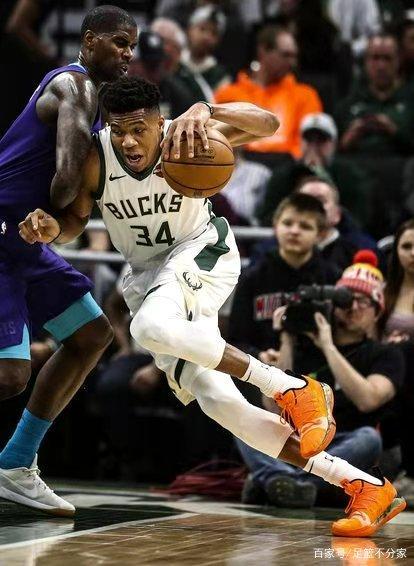 爱游戏登录入口-雄鹿外线射手神奇发挥，双战狂砍+刷新记录的简单介绍