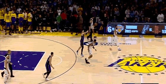 爱游戏-江西篮球赛事频频发生神奇一幕，令人惊叹