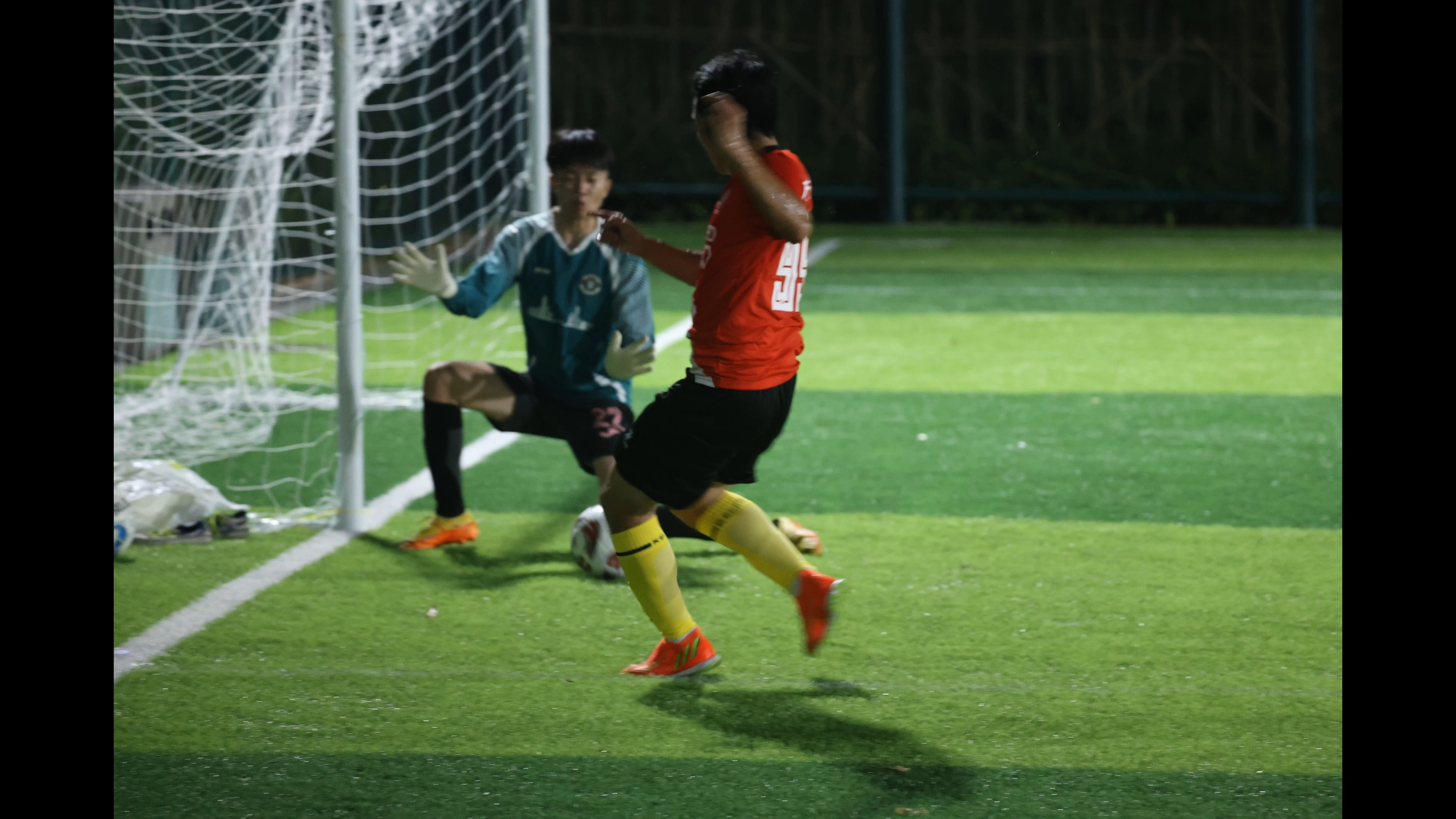 足球赛场千回百跳,精彩绝伦赛事再次上演的简单介绍 足球赛场千回百跳,精彩绝伦赛事再次上演的简单介绍