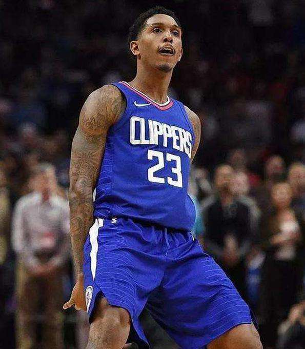 爱游戏在线登录-拜仁慕尼黑队的外援鲍勃·班勃利表现出色，成为球队得分王的简单介绍