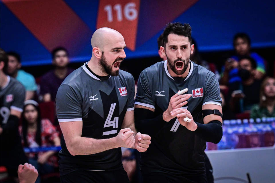 包含汉诺威逼平对手，保级前景略显乐观的词条