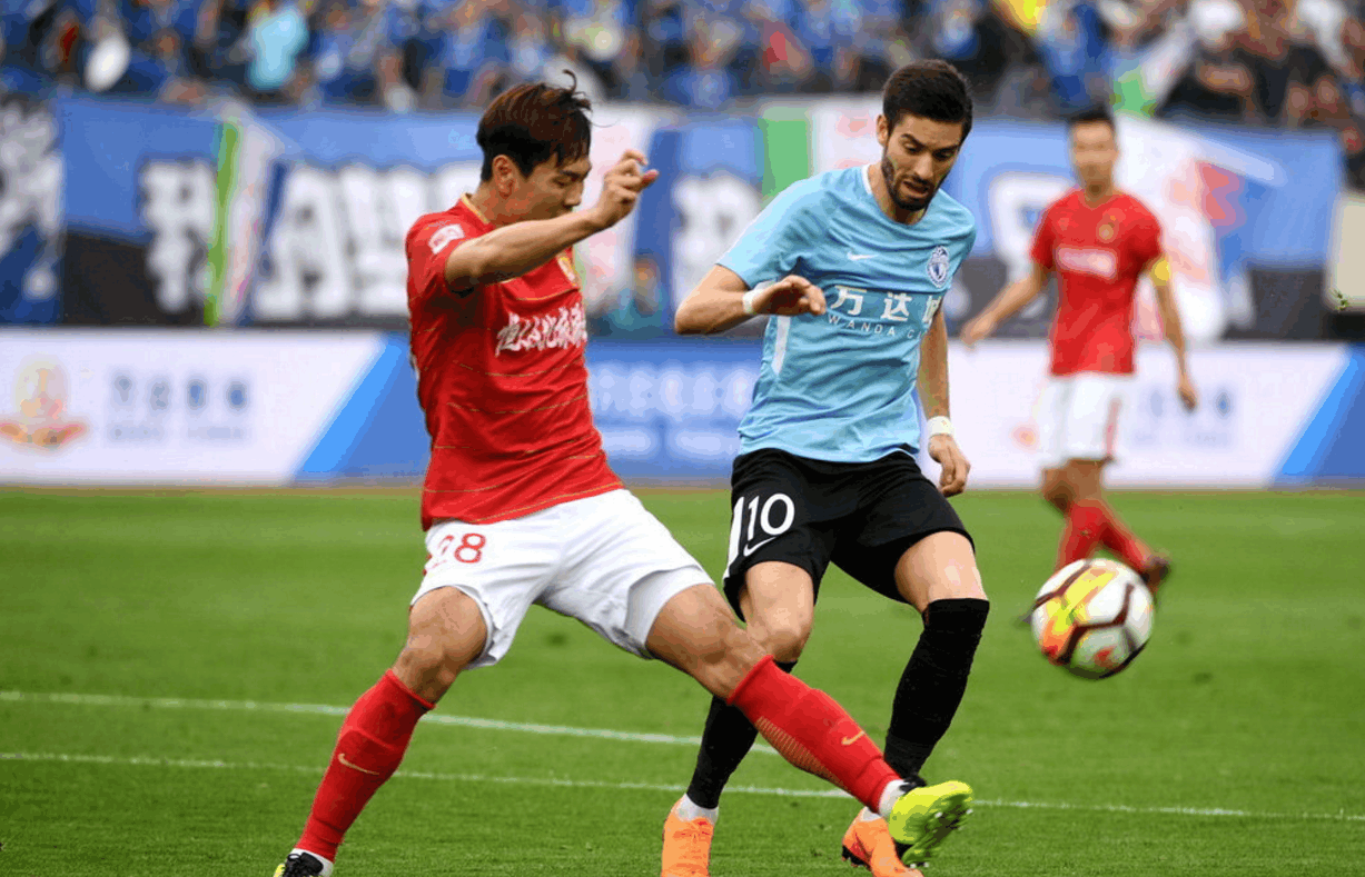 爱游戏亚洲官网-恒大抢分领跑，金英权助力球队展现实力的简单介绍