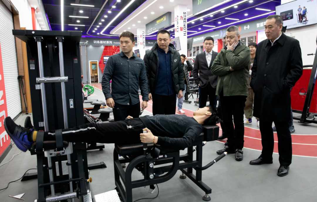 包含超谷维持不败，成功晋级下一轮资格赛的词条