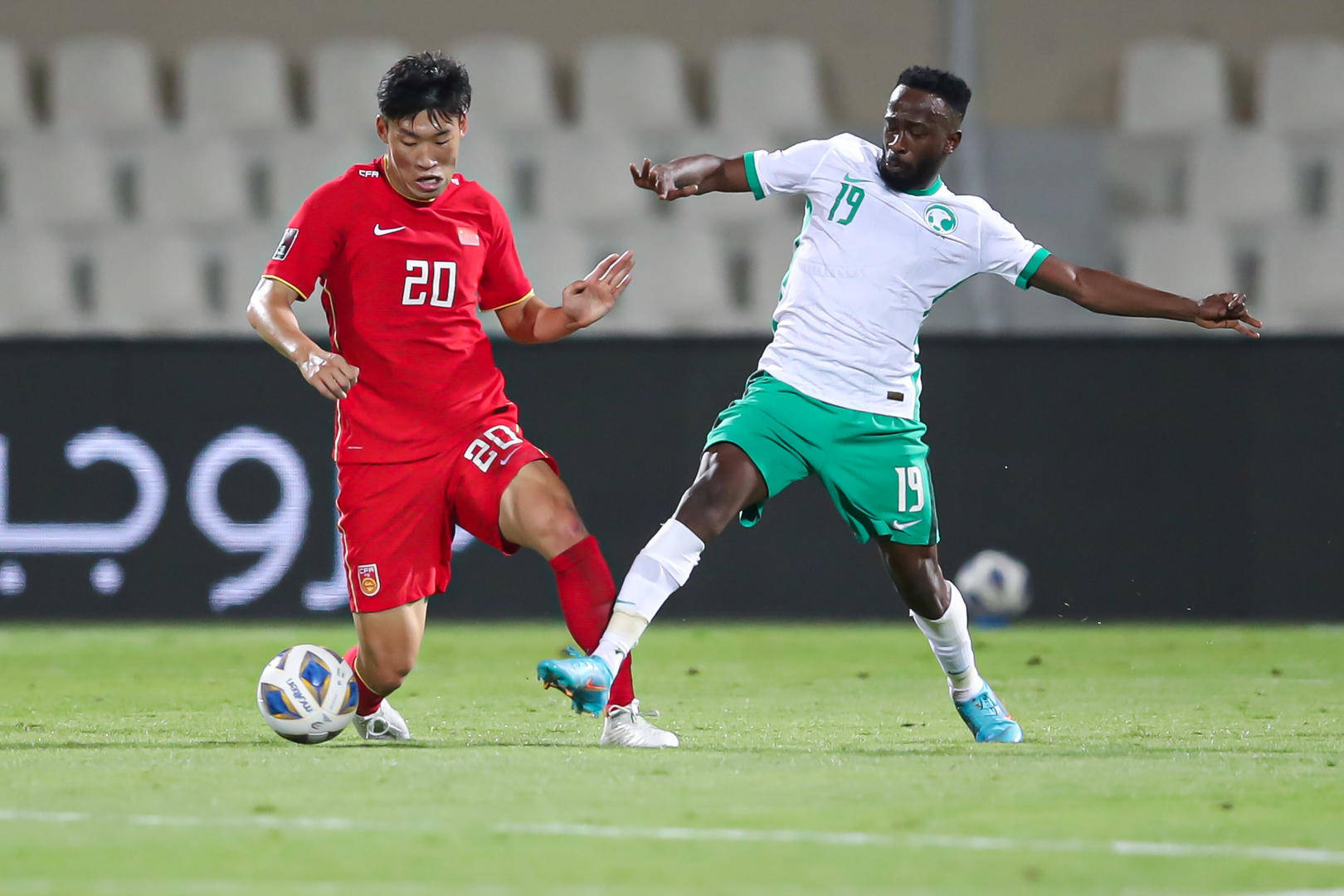 爱游戏亚洲官网-包含沙特阿拉伯后卫受邀参加友谊赛，期待展现实力的词条