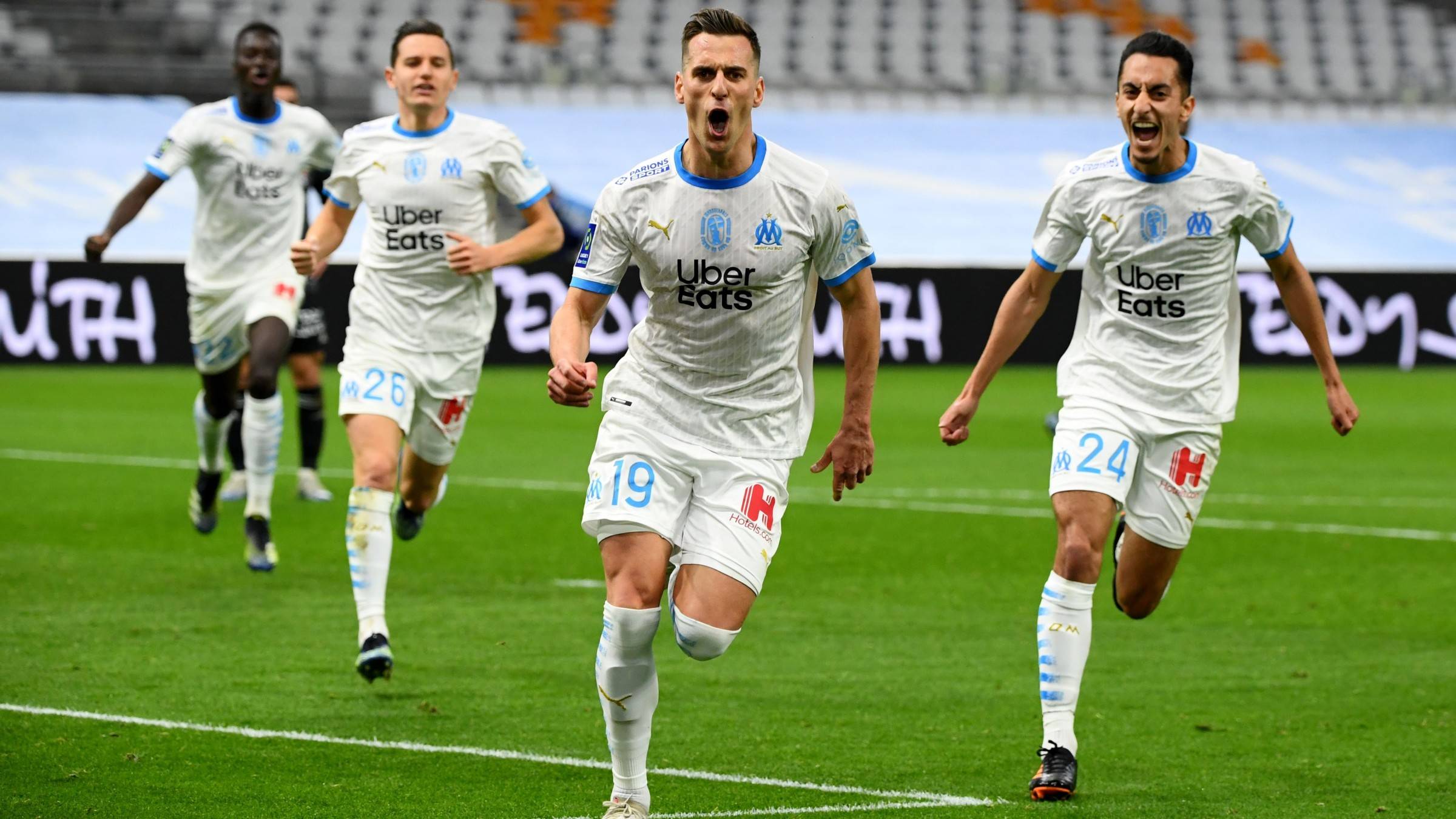 里尔战胜马赛,法甲劲旅表现出色 里尔战胜马赛,法甲劲旅表现出色