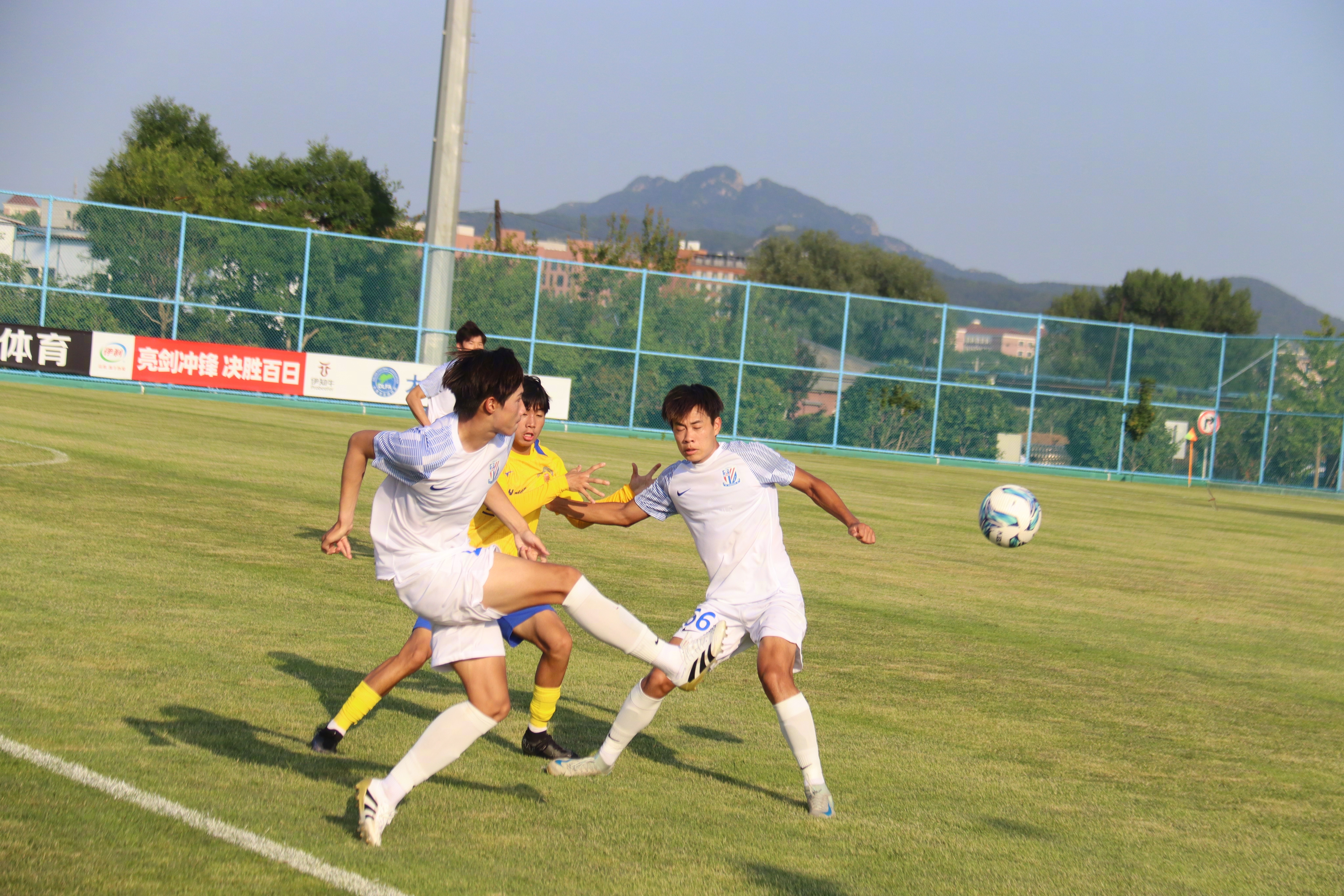 关于申花主场击败申鑫,重获胜利颜面的信息 关于申花主场击败申鑫,重获胜利颜面的信息