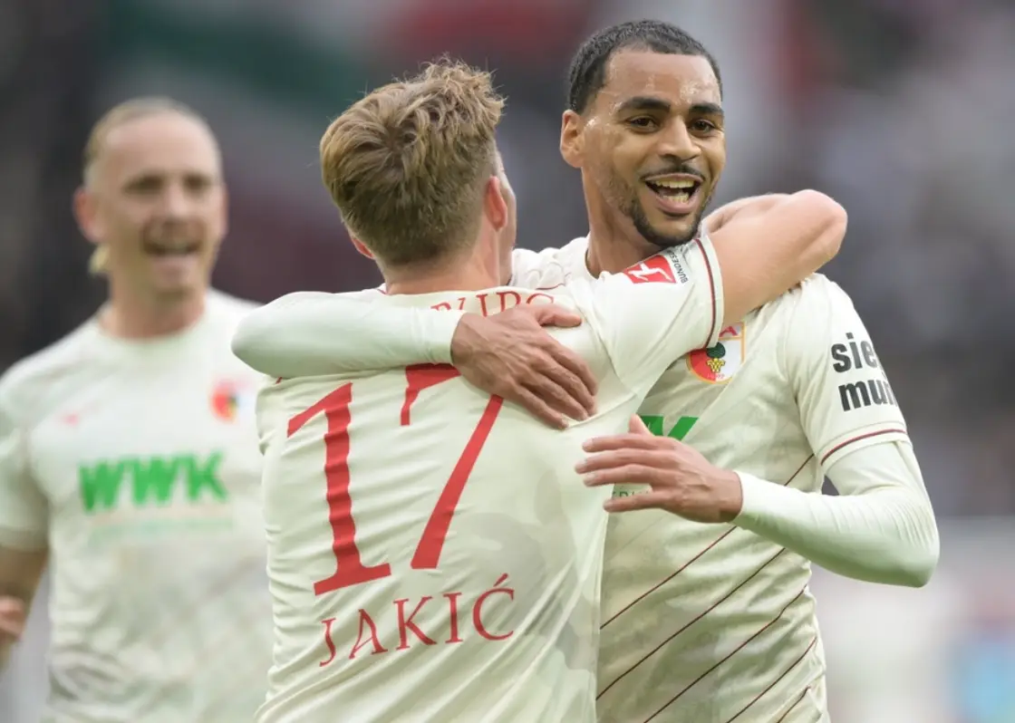 爱游戏官网网页版入口-奥格斯堡豪取胜利，队员合力截下对手的简单介绍