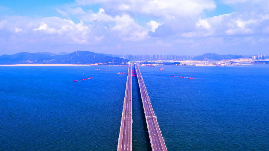 爱游戏入口-包含双输!福建队面对困境，全队捉紧机会备战的词条